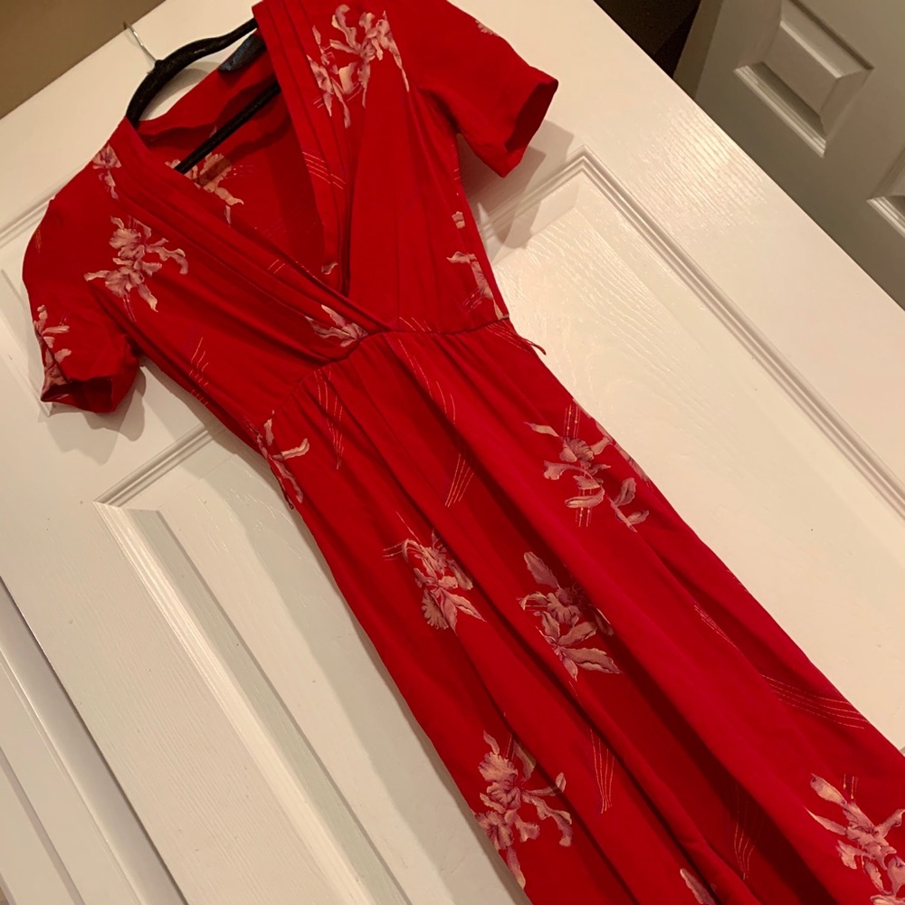 Vintage floral midi dress